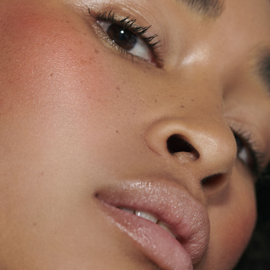 Lip to Cheek
